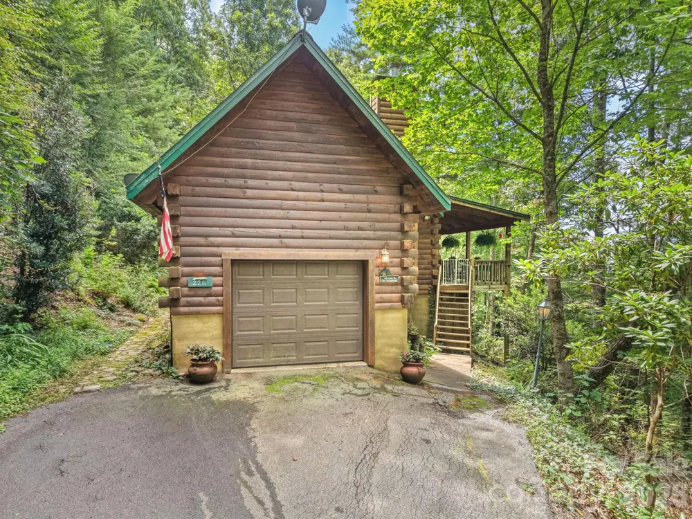 226 Signal Ridge #63 Sylva, NC 28779