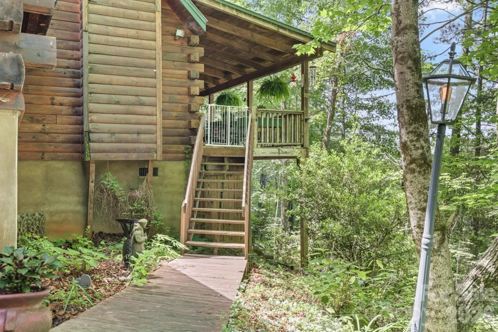 226 Signal Ridge #63 Sylva, NC 28779