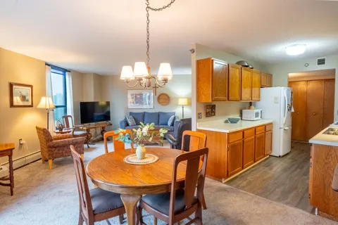 6615 Lake Shore Drive S #917