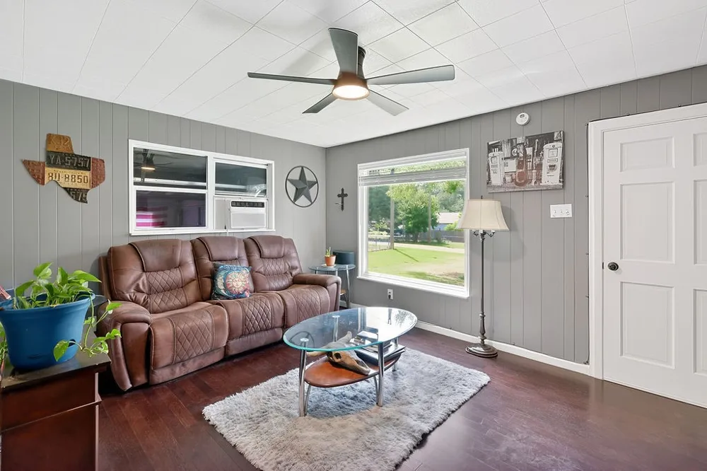 369 Pinewood Road Hallsville, TX 75650