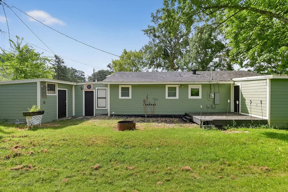 369 Pinewood Road Hallsville, TX 75650