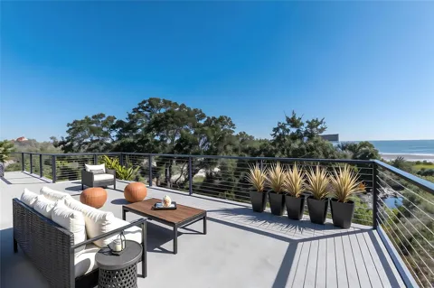 637 Bay Vista Drive