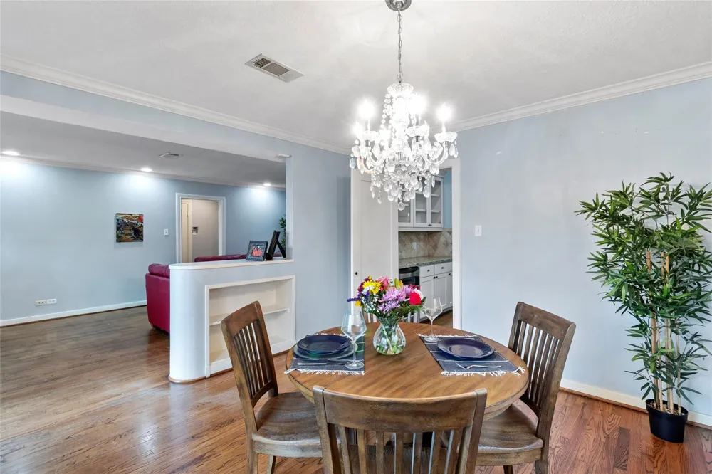 2337 Sheridan Street Houston, TX 77030