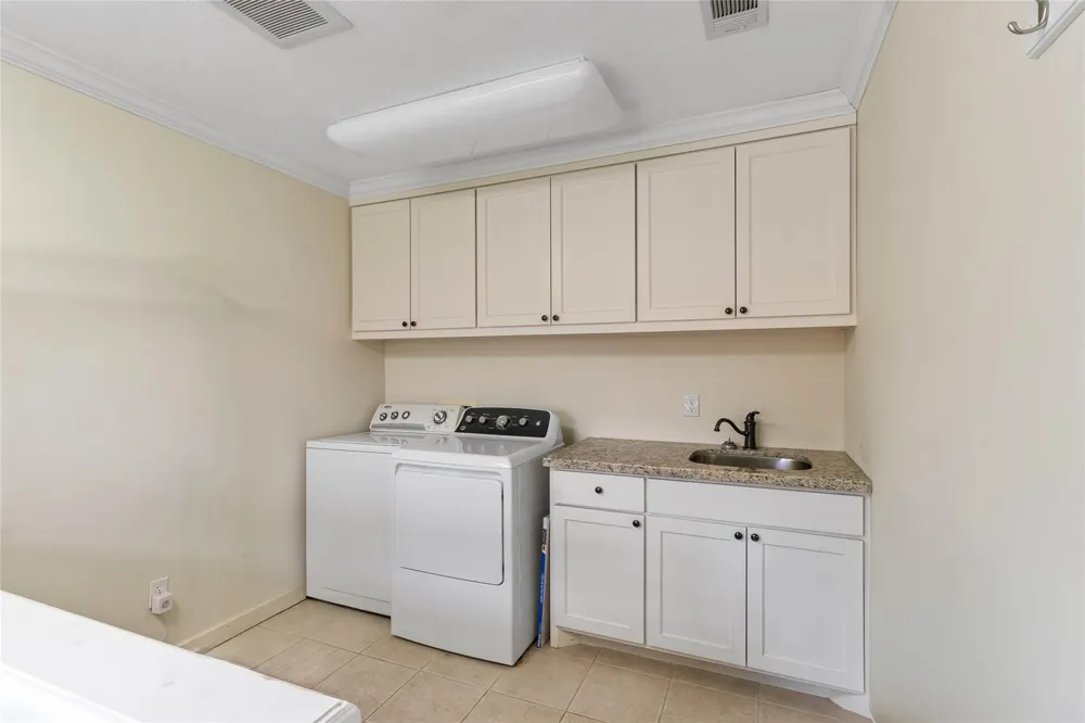 2337 Sheridan Street Houston, TX 77030