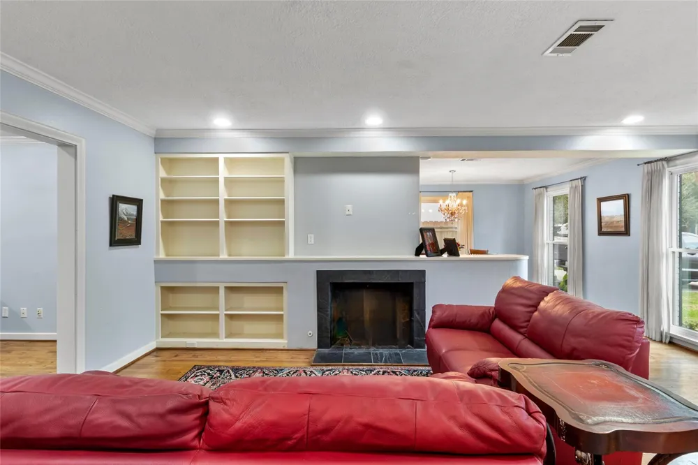 2337 Sheridan Street Houston, TX 77030