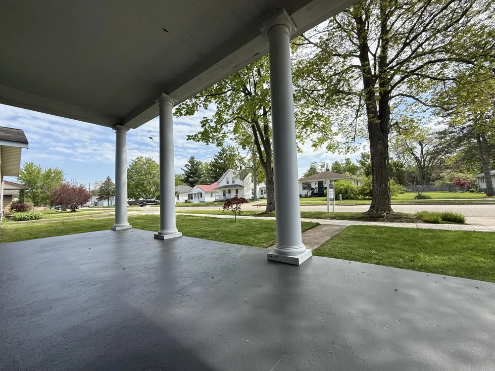 614 Magnolia Street Three Oaks, MI 49128