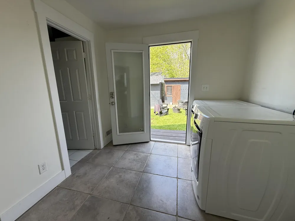 614 Magnolia Street Three Oaks, MI 49128