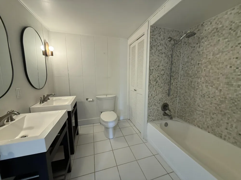 614 Magnolia Street Three Oaks, MI 49128