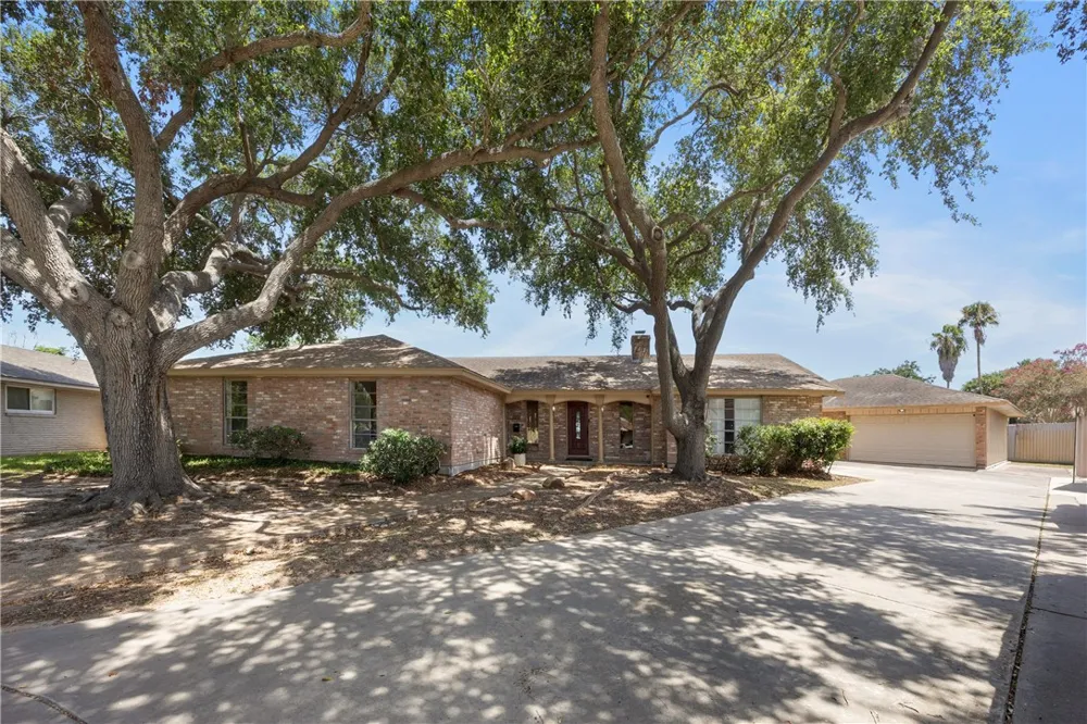 4821 Augusta Circle Corpus Christi, TX 78413