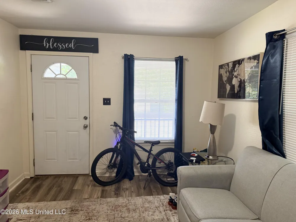 1314 School Avenue Pascagoula, MS 39567