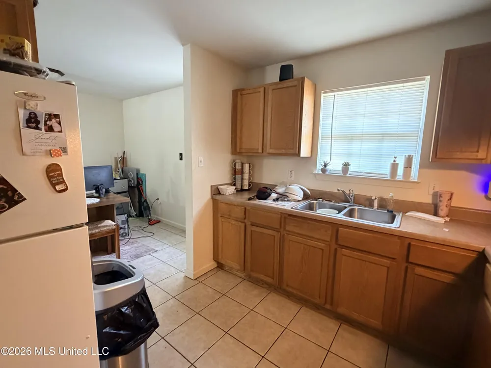1314 School Avenue Pascagoula, MS 39567