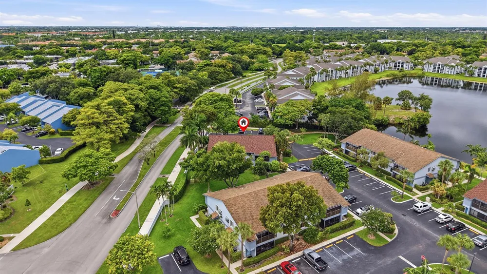 2753 S OAKLAND FOREST DRIVE #102 Oakland Park, FL 33309