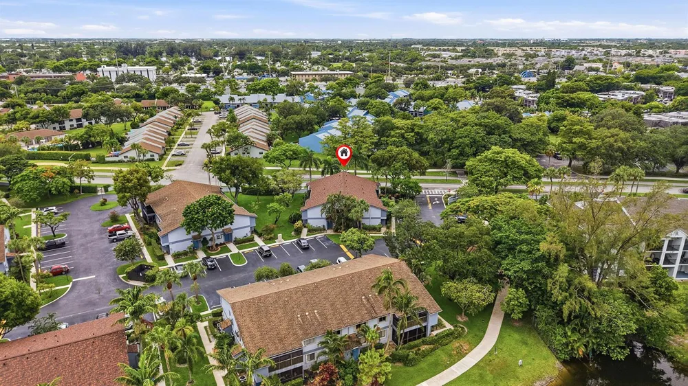 2753 S OAKLAND FOREST DRIVE #102 Oakland Park, FL 33309