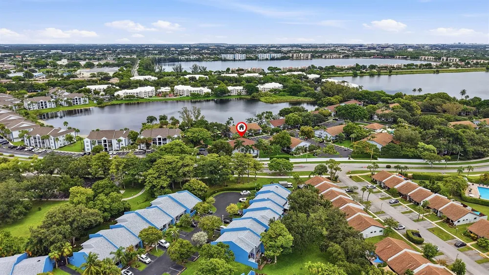 2753 S OAKLAND FOREST DRIVE #102 Oakland Park, FL 33309