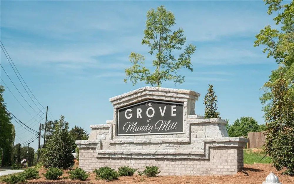 5228 MUNDY Grove Lane Gainesville, GA 30504