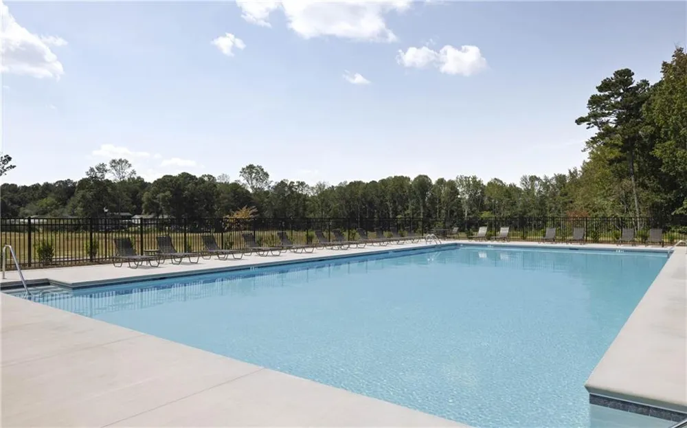 5228 MUNDY Grove Lane Gainesville, GA 30504