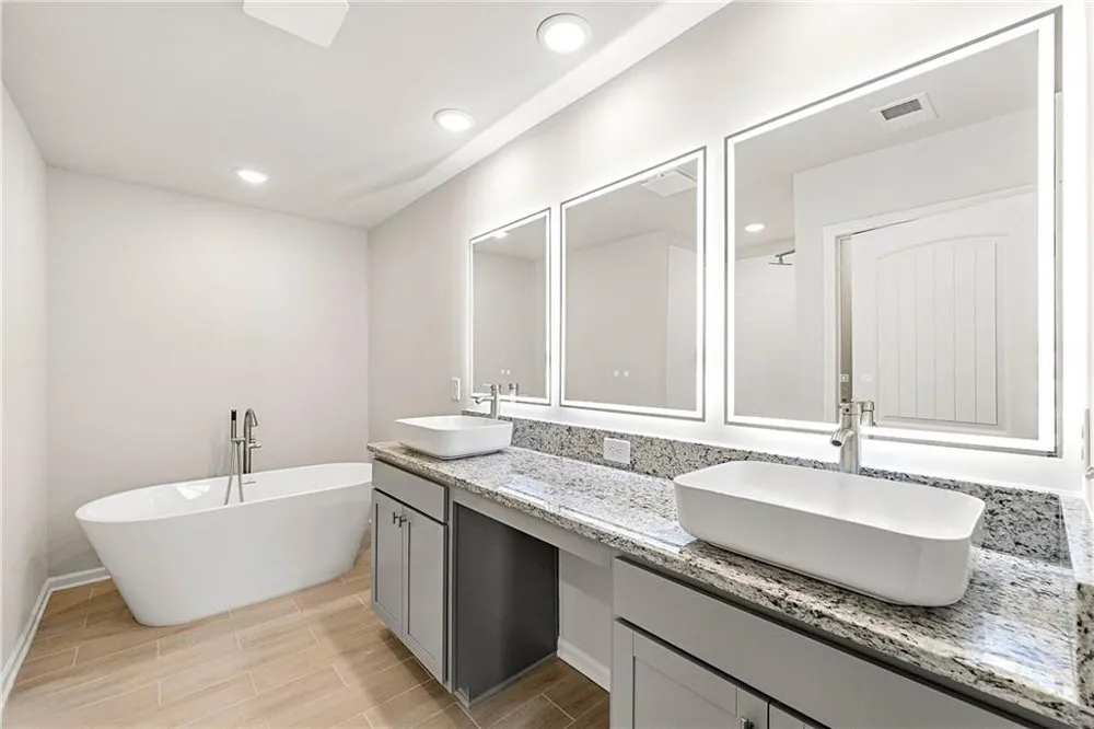 5228 MUNDY Grove Lane Gainesville, GA 30504