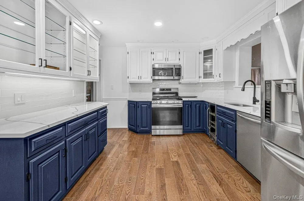 60 Lake Shore Drive Patchogue, NY 11772