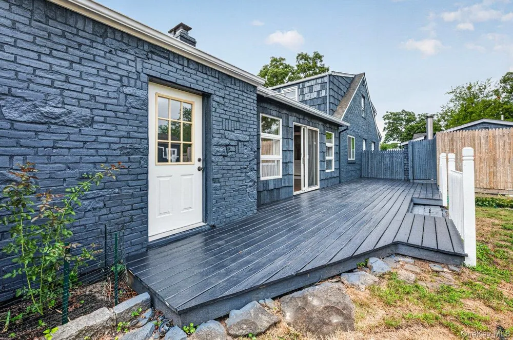 60 Lake Shore Drive Patchogue, NY 11772