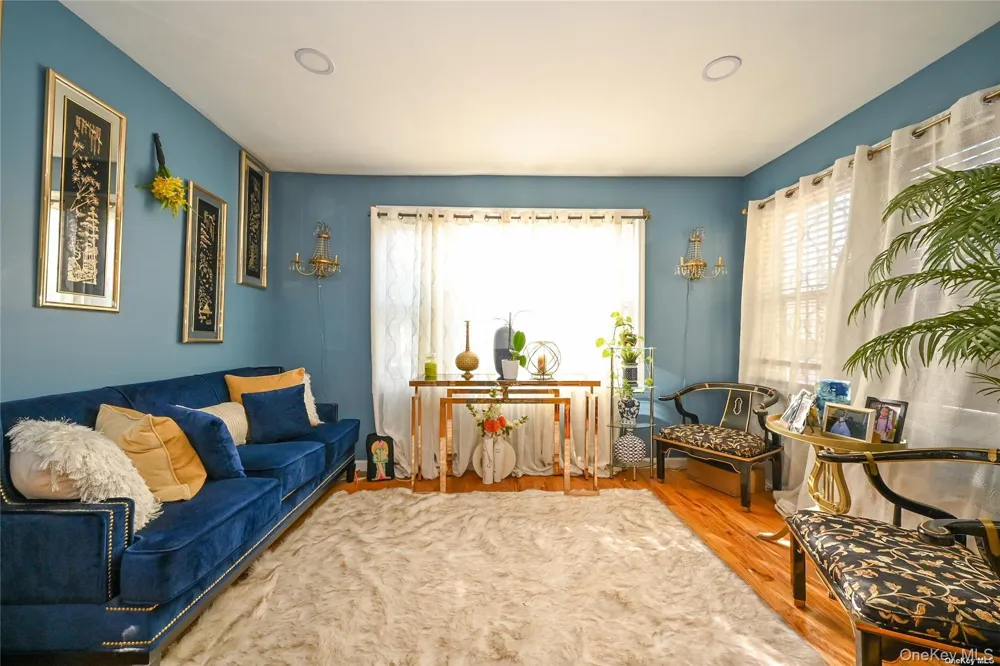 138-23 233rd Street Rosedale, NY 11422