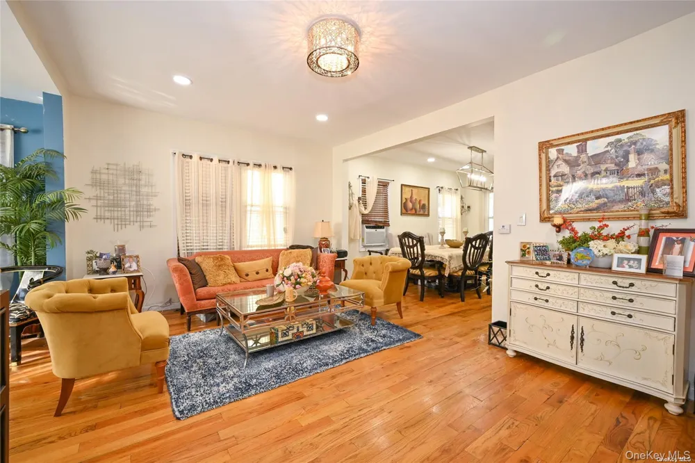 138-23 233rd Street Rosedale, NY 11422