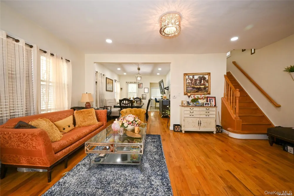 138-23 233rd Street Rosedale, NY 11422