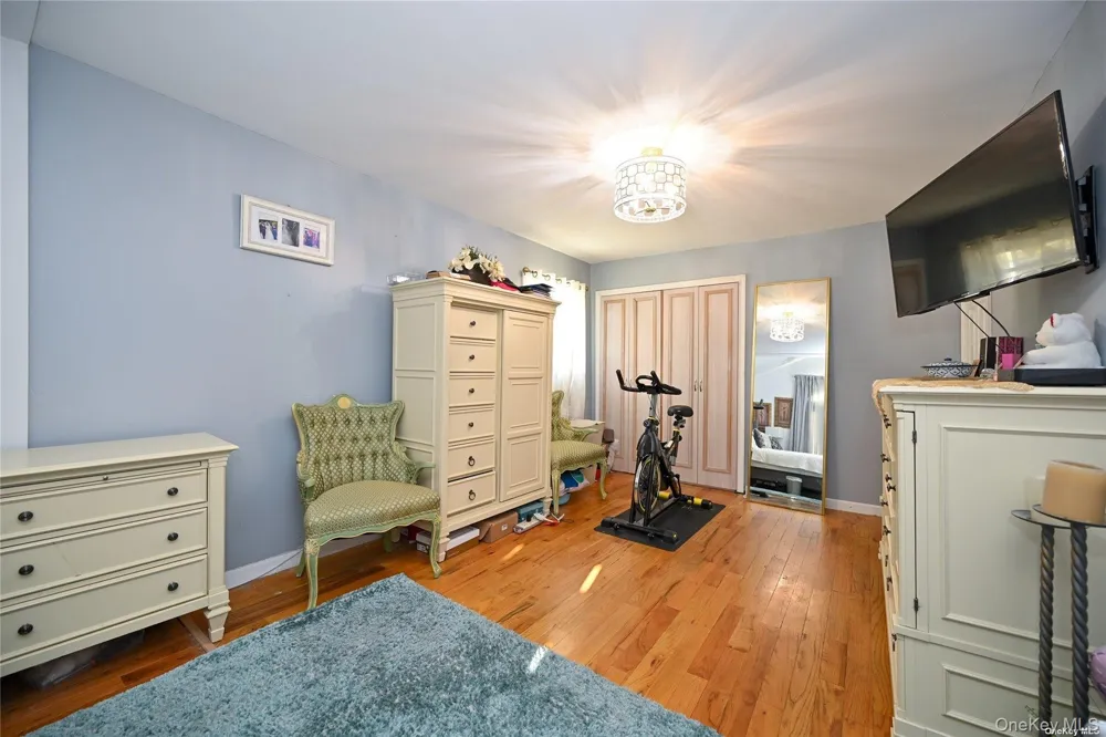 138-23 233rd Street Rosedale, NY 11422