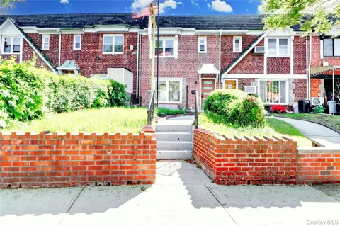 6110 84th Street