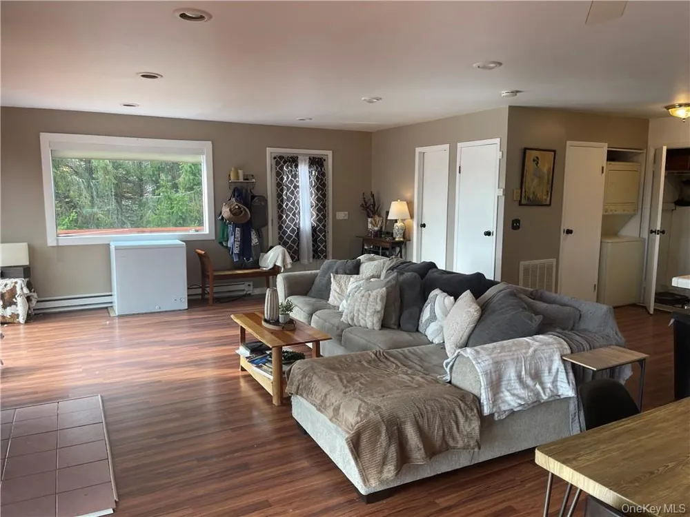 857 County Route 164 #B Callicoon, NY 12723