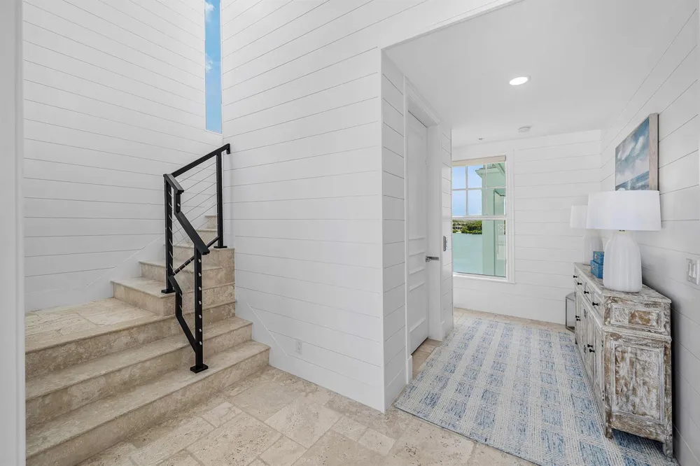 17727 SE Federal Highway Jupiter, FL 33469
