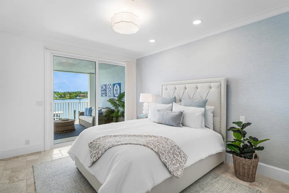 17727 SE Federal Highway Jupiter, FL 33469