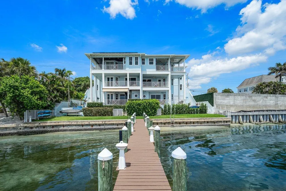 17727 SE Federal Highway Jupiter, FL 33469