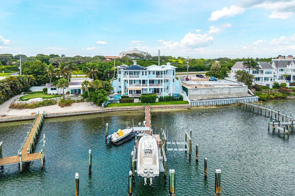 17727 SE Federal Highway Jupiter, FL 33469