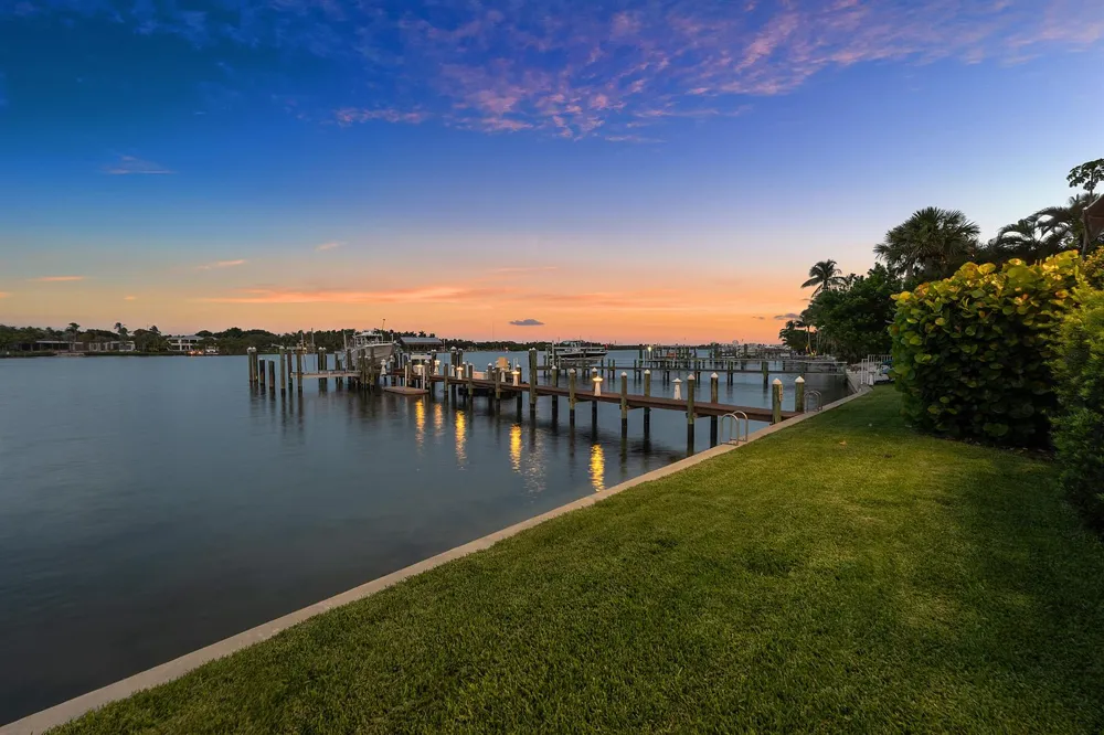 17727 SE Federal Highway Jupiter, FL 33469