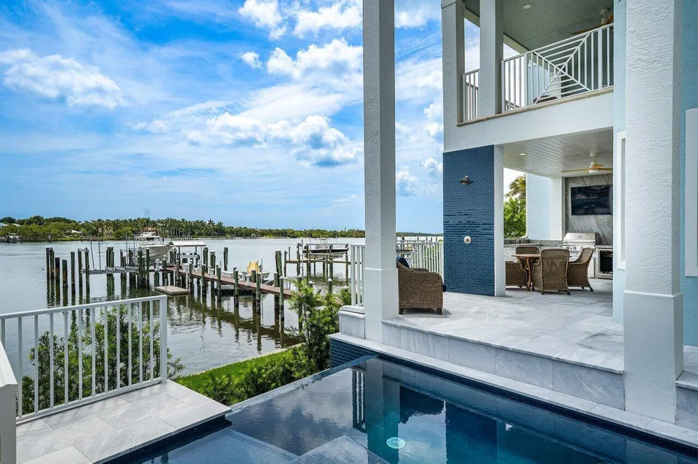17727 SE Federal Highway Jupiter, FL 33469