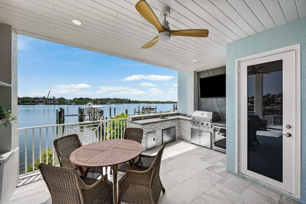 17727 SE Federal Highway Jupiter, FL 33469