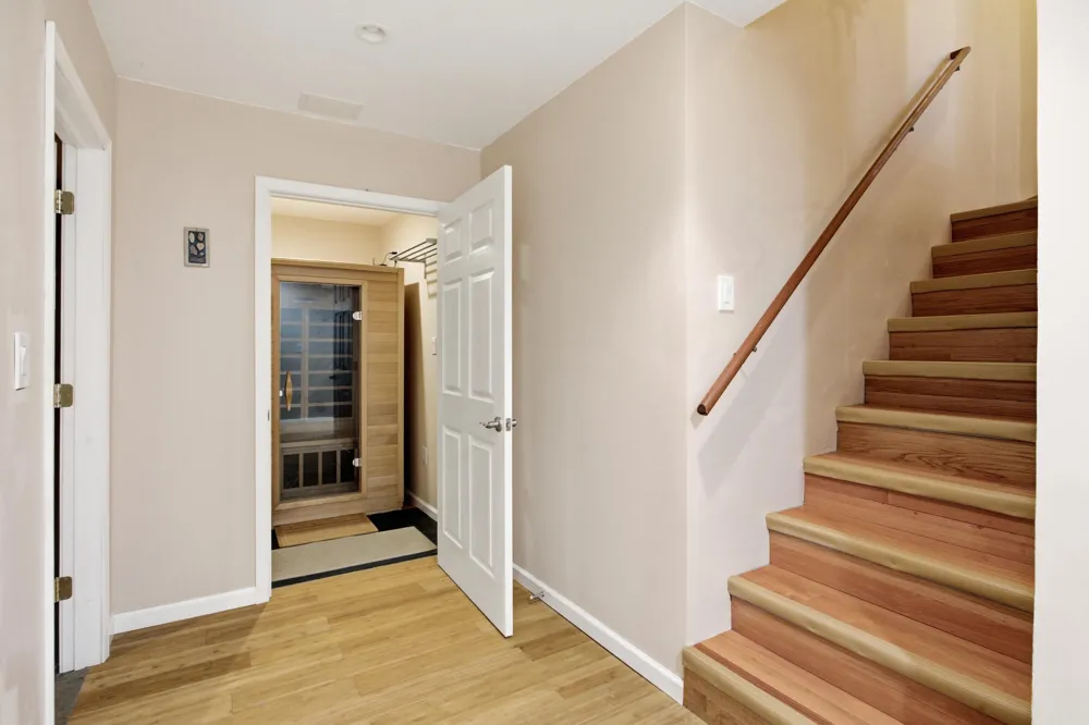 2189 Clinton View Circle Rochester Hills, MI 48309