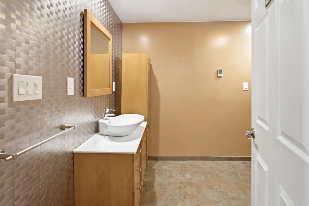 2189 Clinton View Circle Rochester Hills, MI 48309
