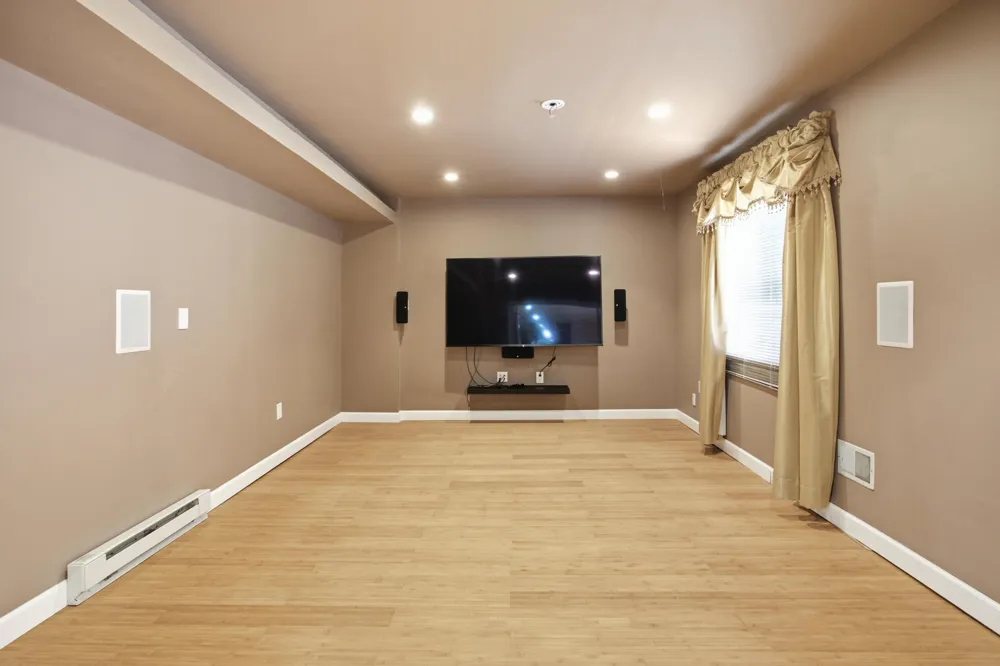 2189 Clinton View Circle Rochester Hills, MI 48309