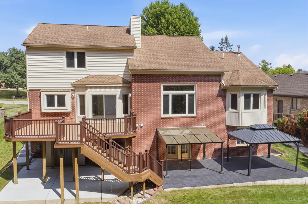 2189 Clinton View Circle Rochester Hills, MI 48309