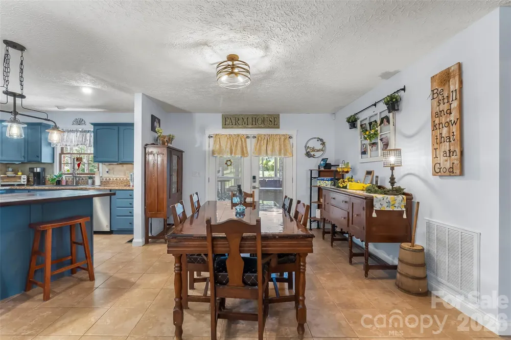 313 Springwood Drive NE Valdese, NC 28690
