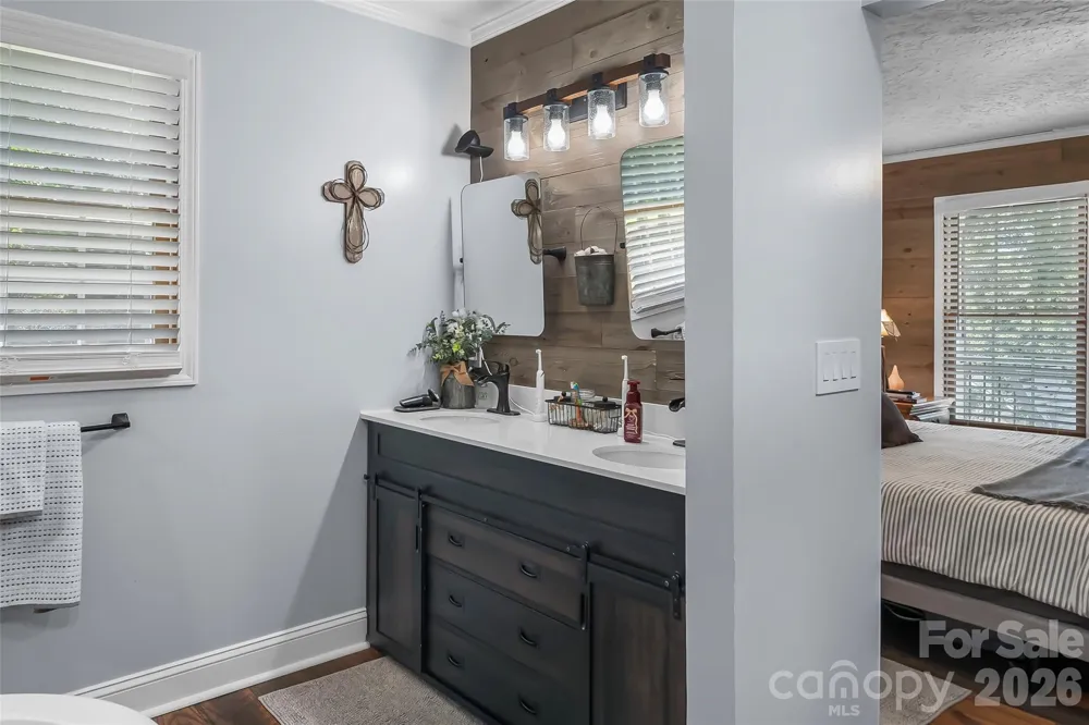 313 Springwood Drive NE Valdese, NC 28690