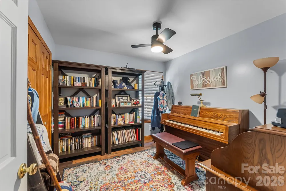 313 Springwood Drive NE Valdese, NC 28690