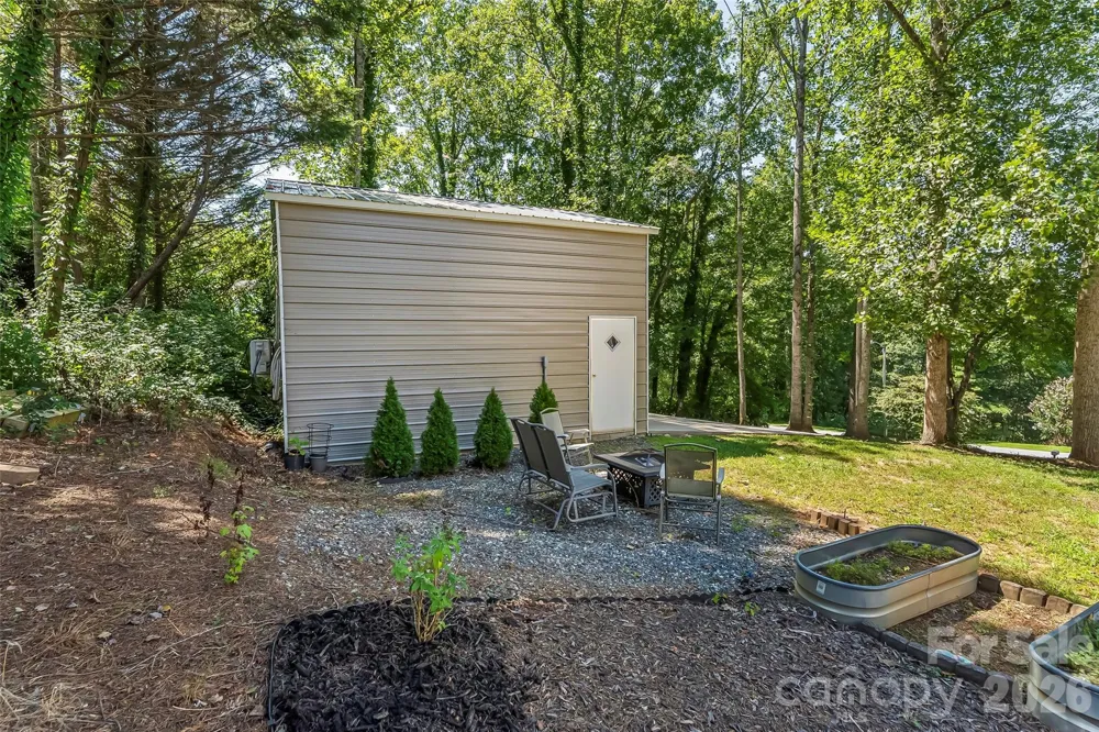 313 Springwood Drive NE Valdese, NC 28690