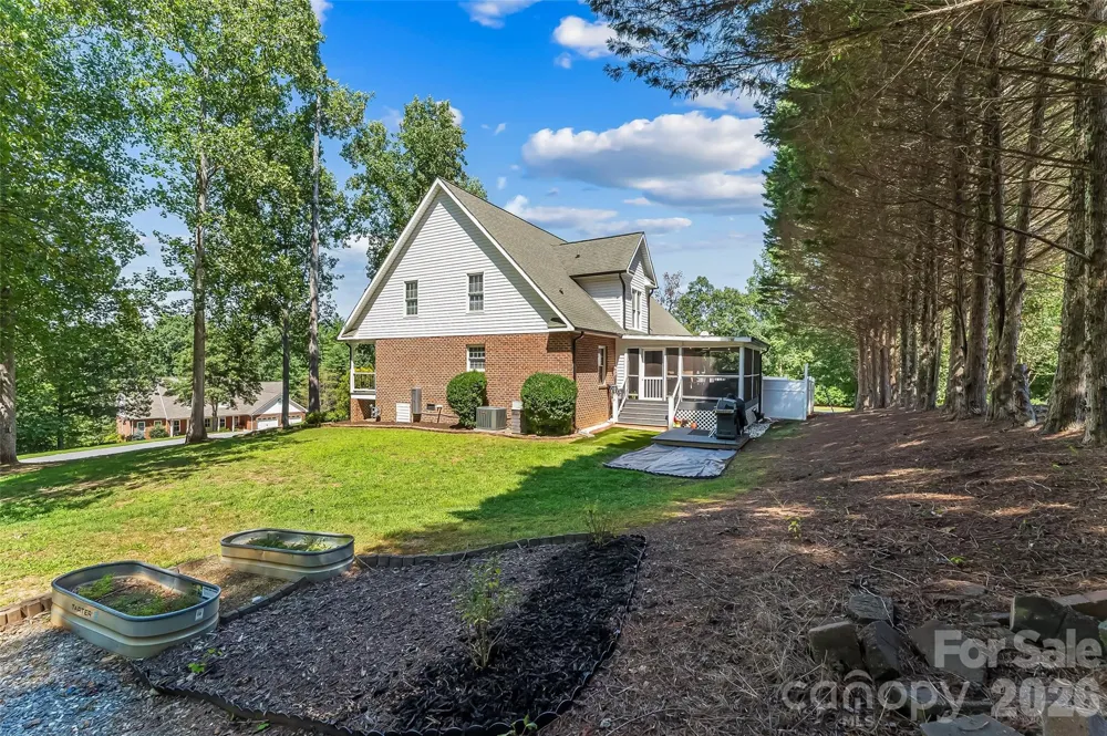 313 Springwood Drive NE Valdese, NC 28690