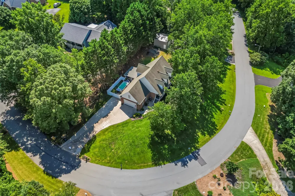 313 Springwood Drive NE Valdese, NC 28690