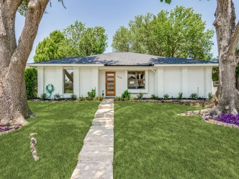 2505 Idlewood Drive