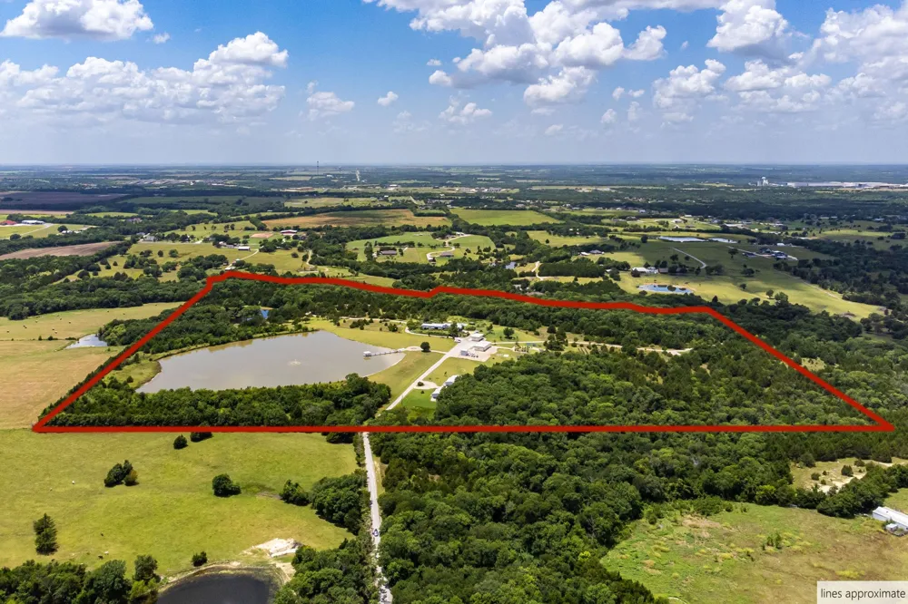919 Harrell Road Howe, TX 75459