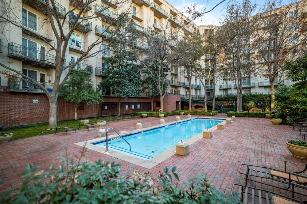 5055 Addison Circle #409 Addison, TX 75001