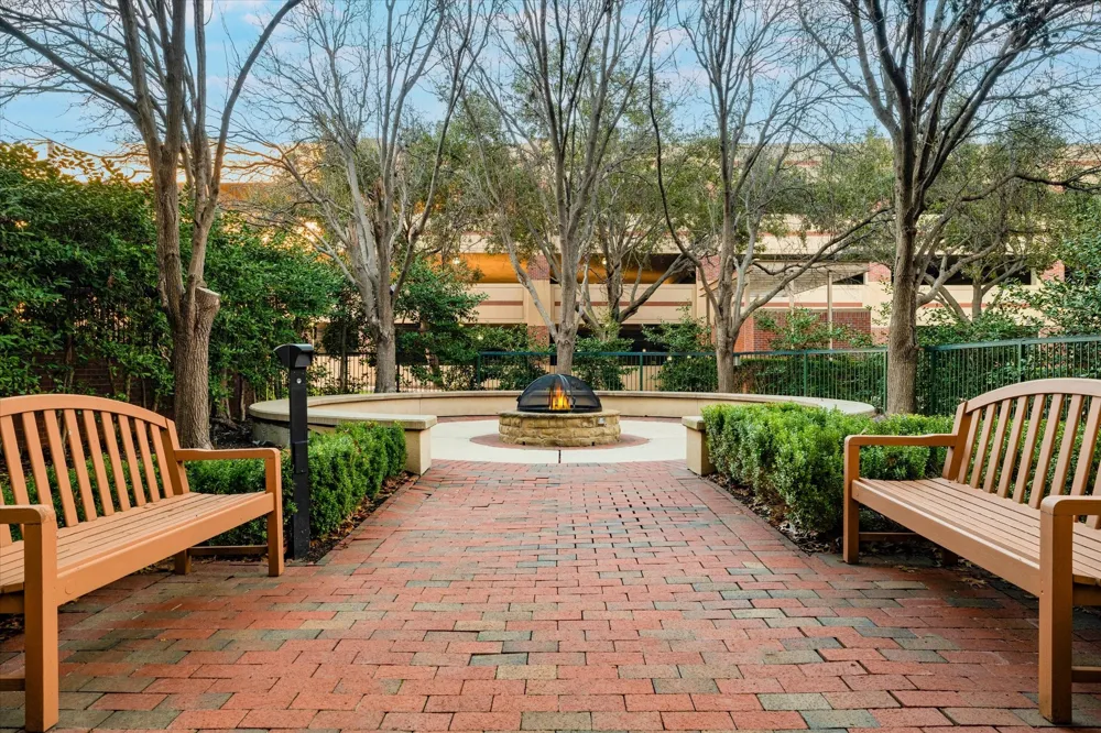 5055 Addison Circle #409 Addison, TX 75001
